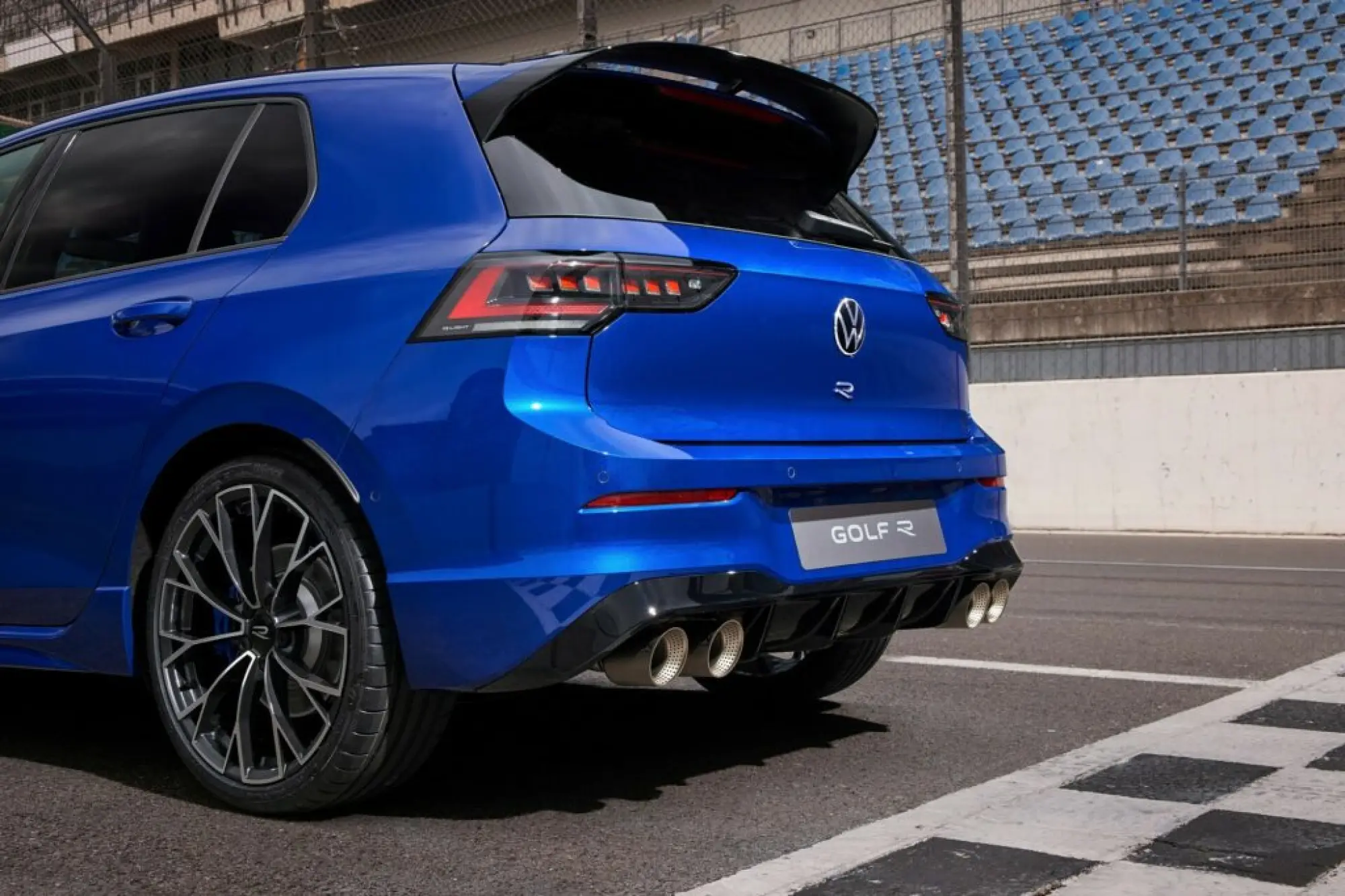 Volkswagen Golf R 2024 - 8
