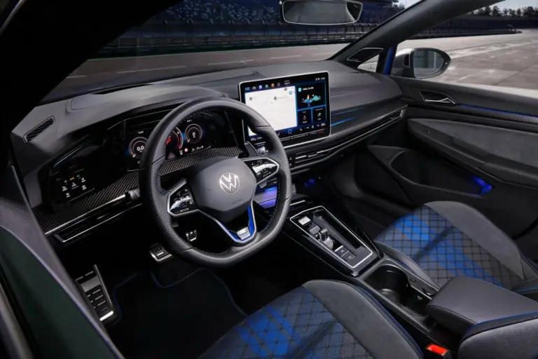 Volkswagen Golf R 2024 - 9