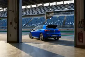 Volkswagen Golf R 2024 - 16