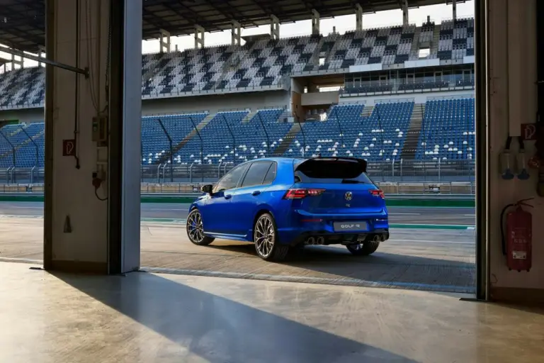Volkswagen Golf R 2024 - 16