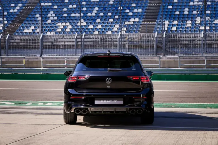 Volkswagen Golf R 2024 - 46