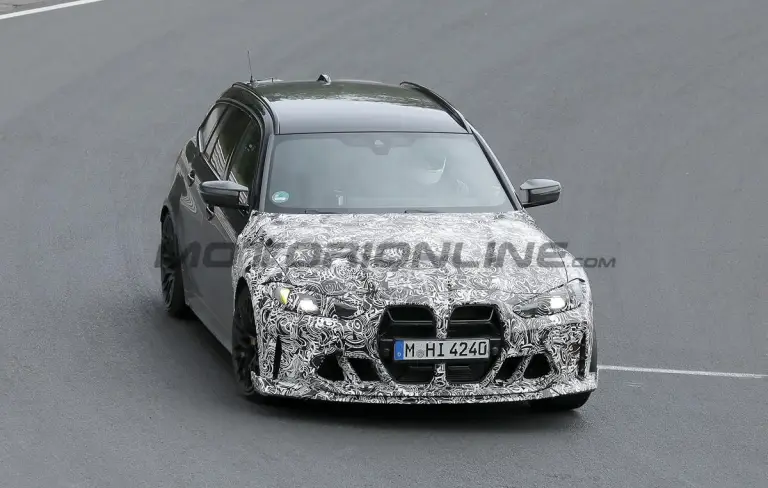 BMW M3 CS Touring - Foto spia 27-06-2024 - 3