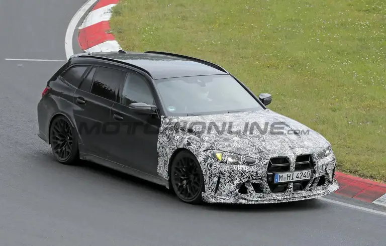 BMW M3 CS Touring - Foto spia 27-06-2024 - 4