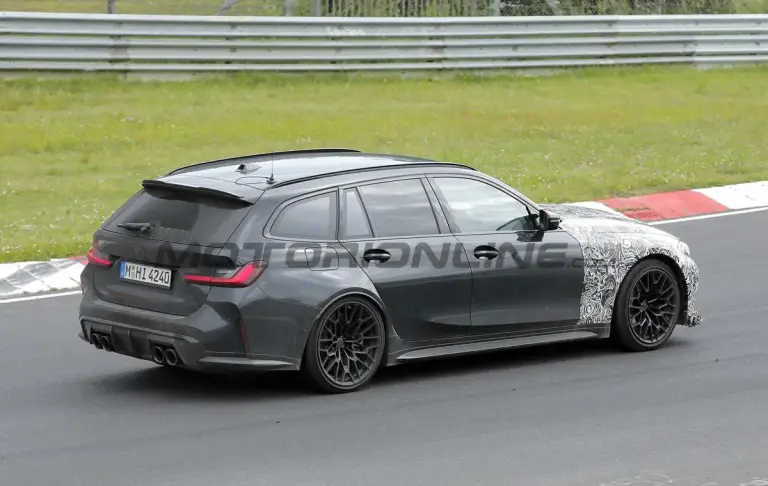 BMW M3 CS Touring - Foto spia 27-06-2024 - 5
