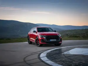 Audi RS Q8 Performance - 27