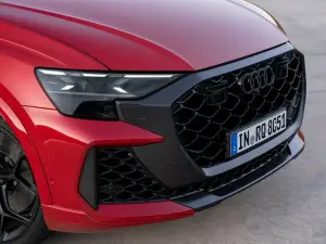Audi RS Q8 Performance - 34