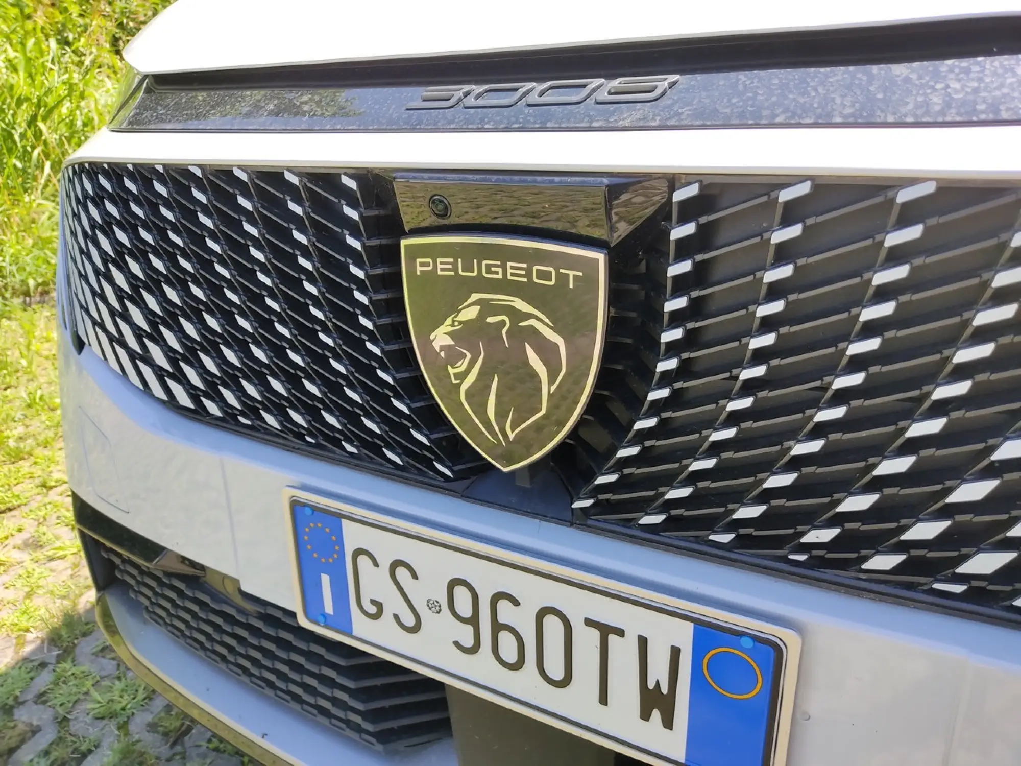 Peugeot e-3008 2024 - Prova Milano - 5