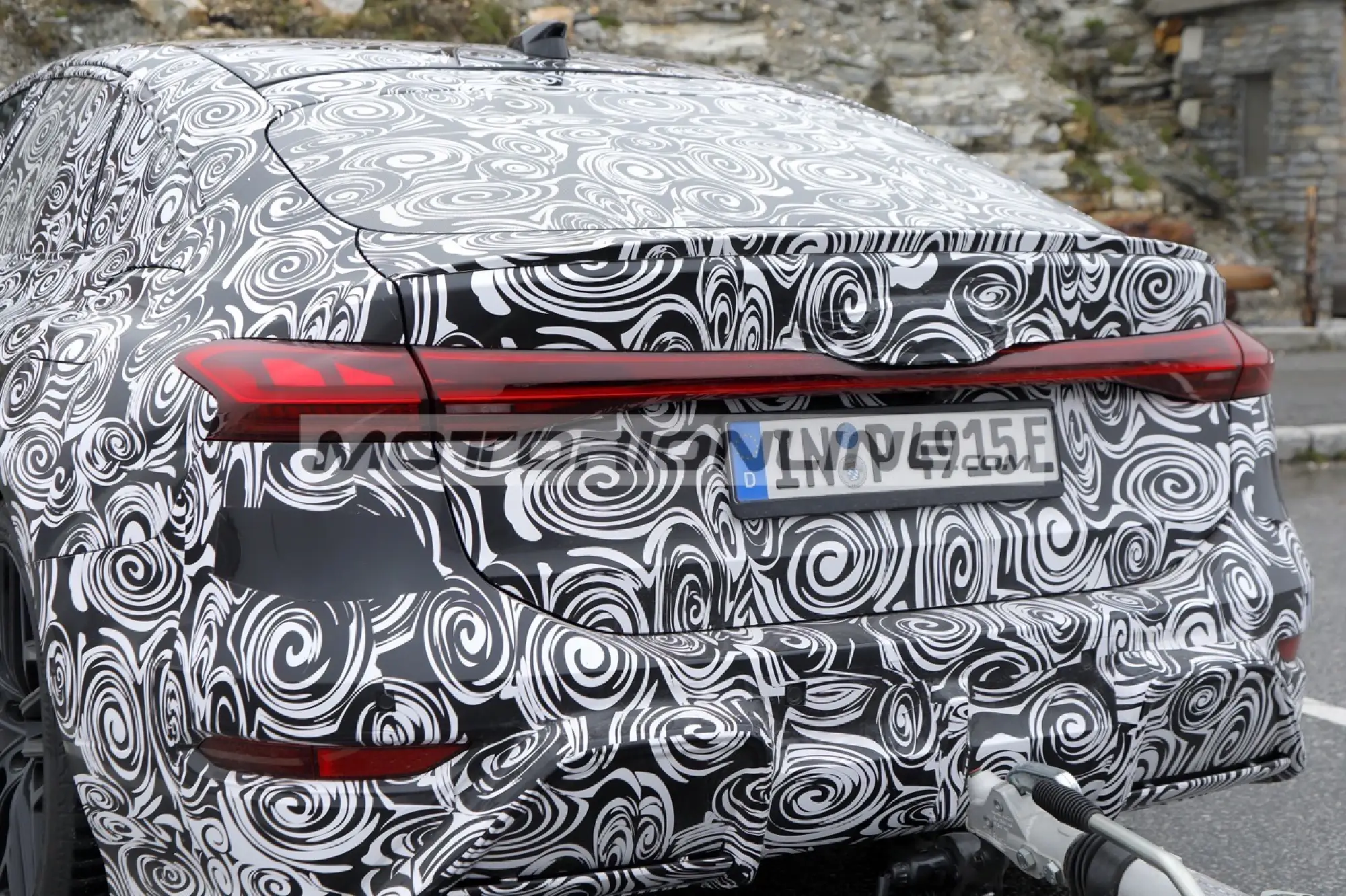 Audi RS6 e-tron - Foto spia 1-7-2024 - 20
