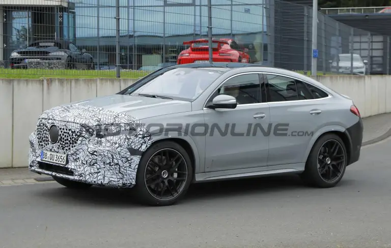 Mercedes GLE Coupe 2025 - Foto spia 03-07-2024 - 2