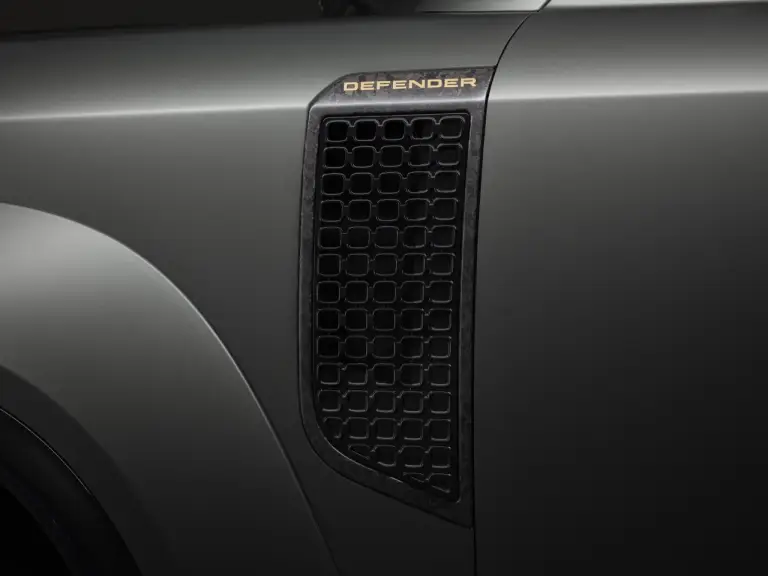 Land Rover Defender OCTA - Foto ufficiali - 5