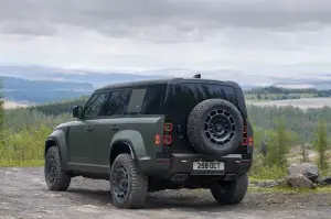 Land Rover Defender OCTA - Foto ufficiali - 13