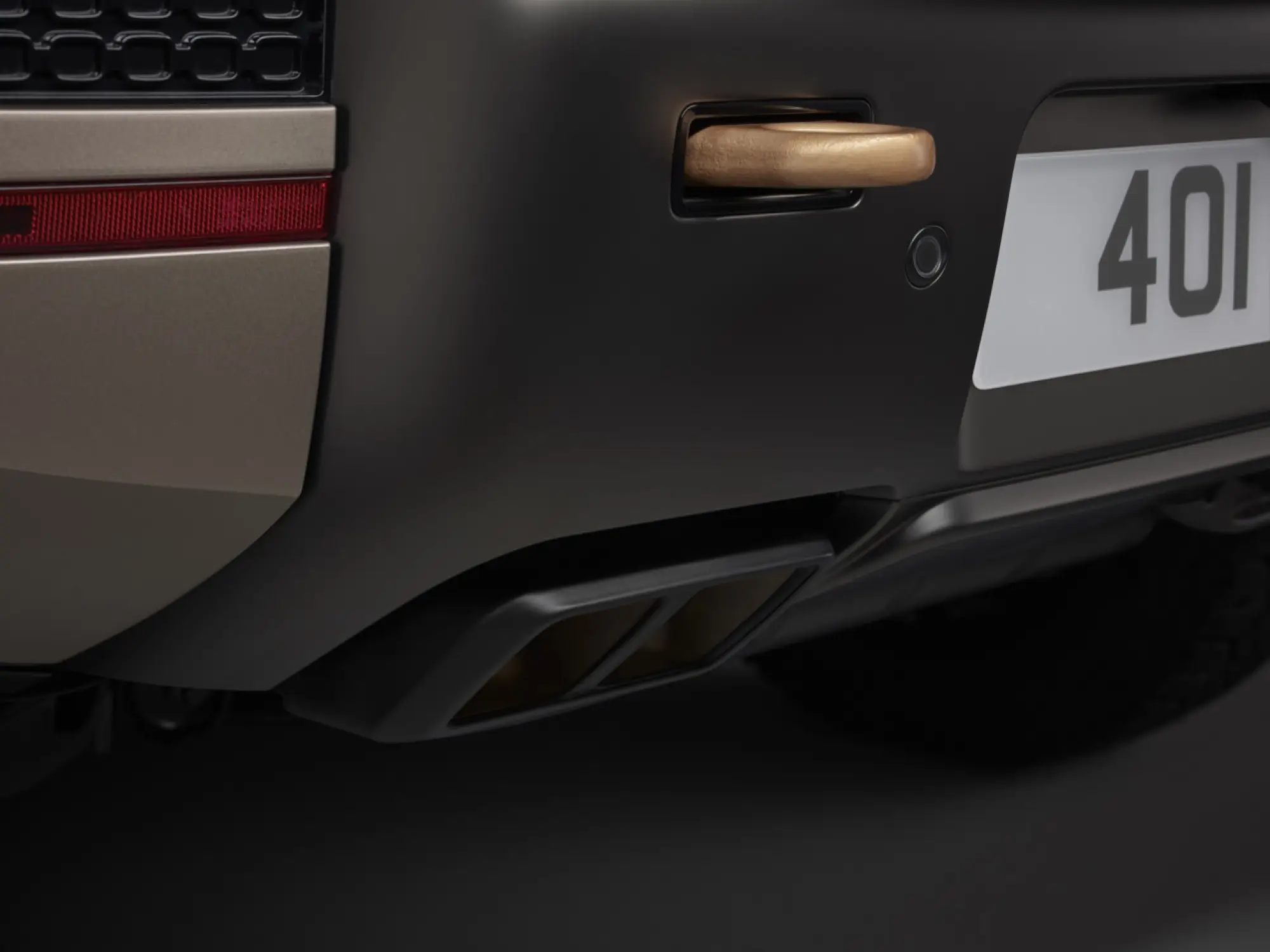 Land Rover Defender OCTA - Foto ufficiali - 18