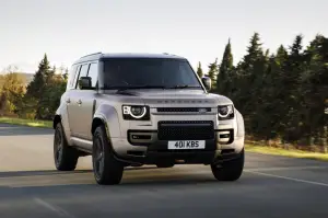 Land Rover Defender OCTA - Foto ufficiali - 28