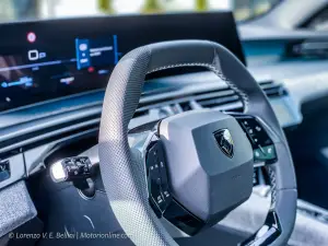 Peugeot E-5008 - Prime impressioni di guida - 10