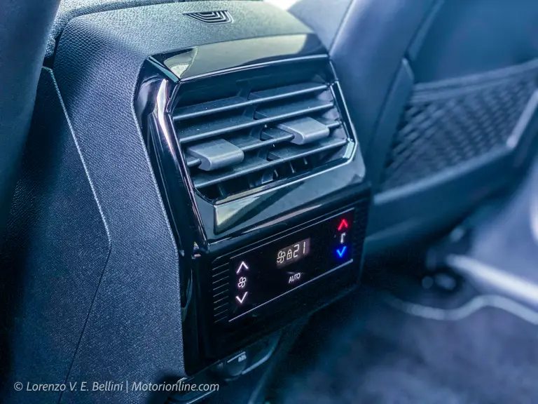 Peugeot E-5008 - Prime impressioni di guida - 16