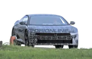 BMW Neue Klasse Coupe - Foto spia 05-07-2024 - 12