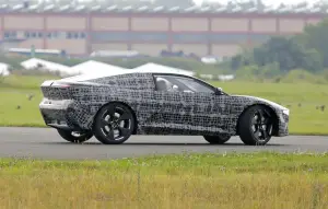 BMW Neue Klasse Coupe - Foto spia 05-07-2024 - 5