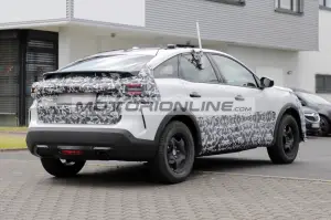 Citroen C4 - Foto spia 5-7-2024