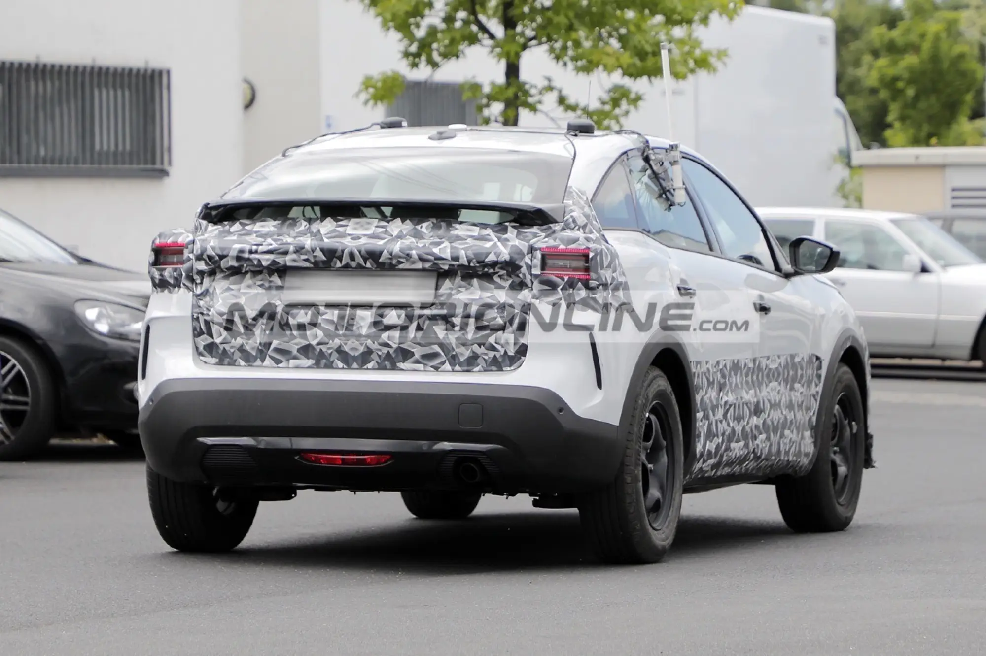 Citroen C4 - Foto spia 5-7-2024 - 10