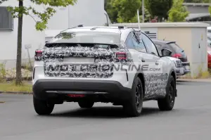 Citroen C4 - Foto spia 5-7-2024