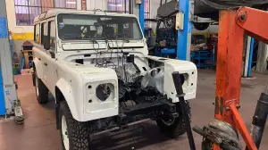 Land Rover Defender 1989 - Team Lancia - 15