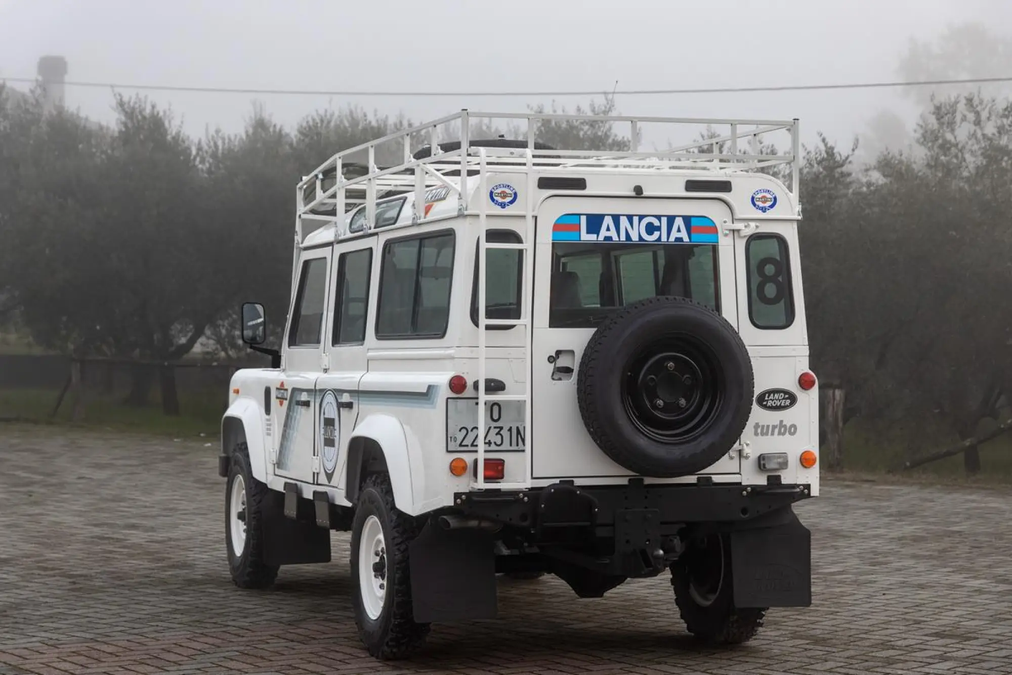 Land Rover Defender 1989 - Team Lancia - 34