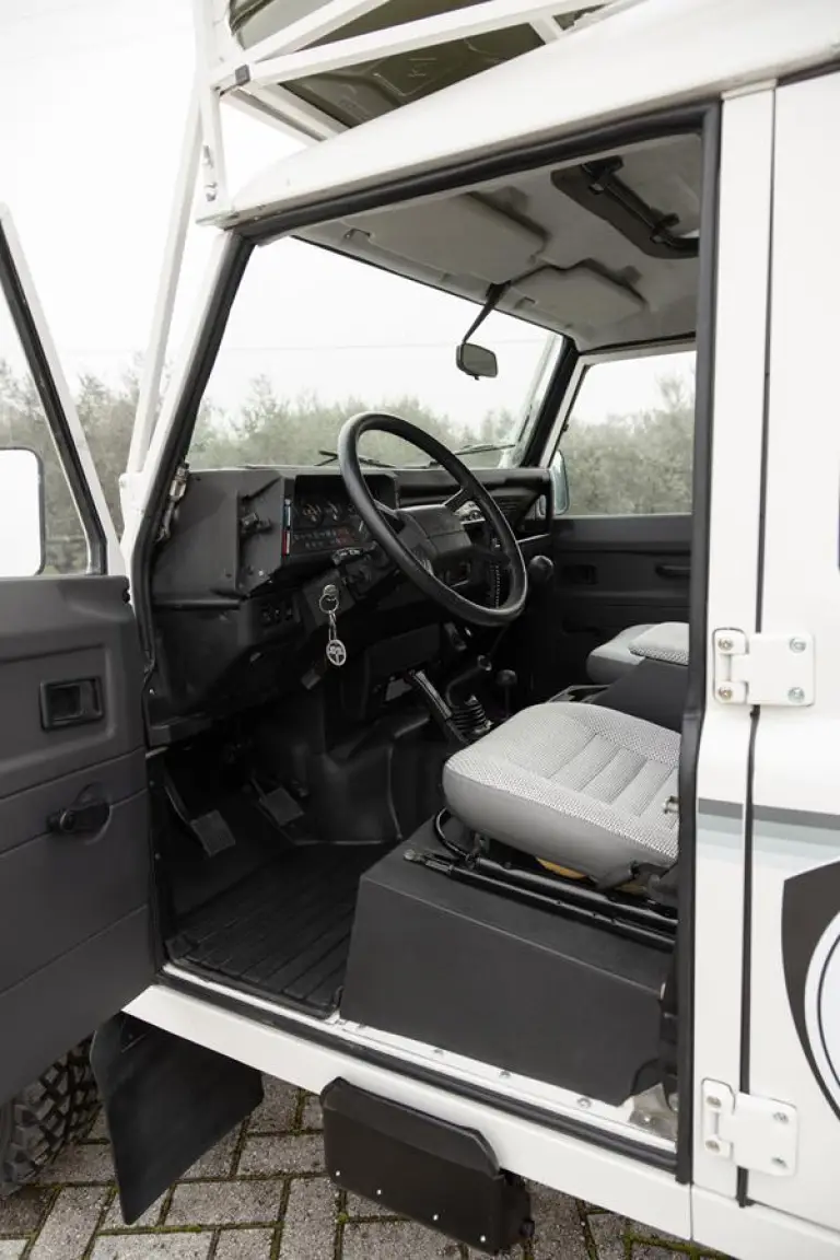Land Rover Defender 1989 - Team Lancia - 45