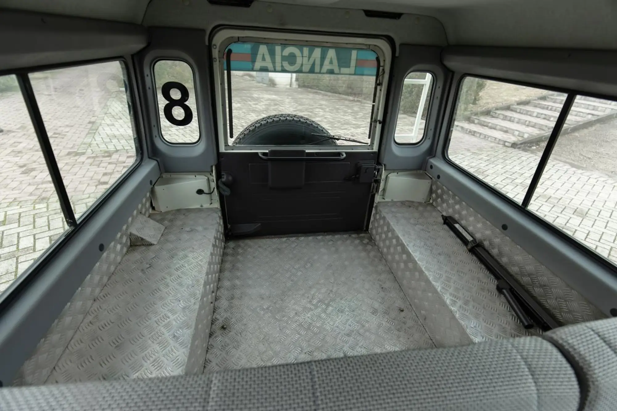 Land Rover Defender 1989 - Team Lancia - 69