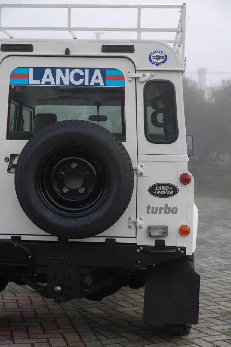 Land Rover Defender 1989 - Team Lancia - 92