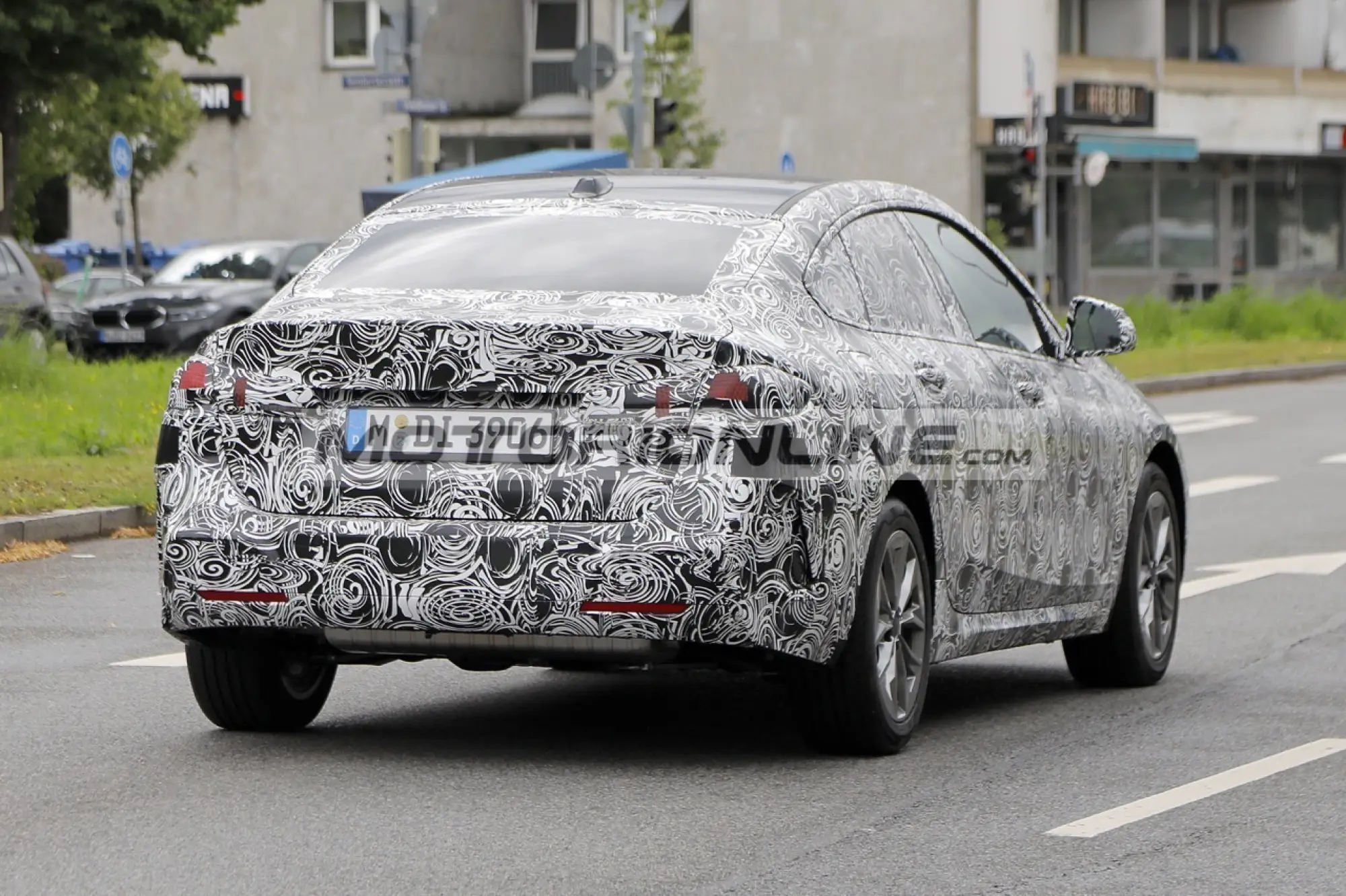 BMW Serie 2 Gran Coupe 2025 - Foto spia 9-7-2024 - 7