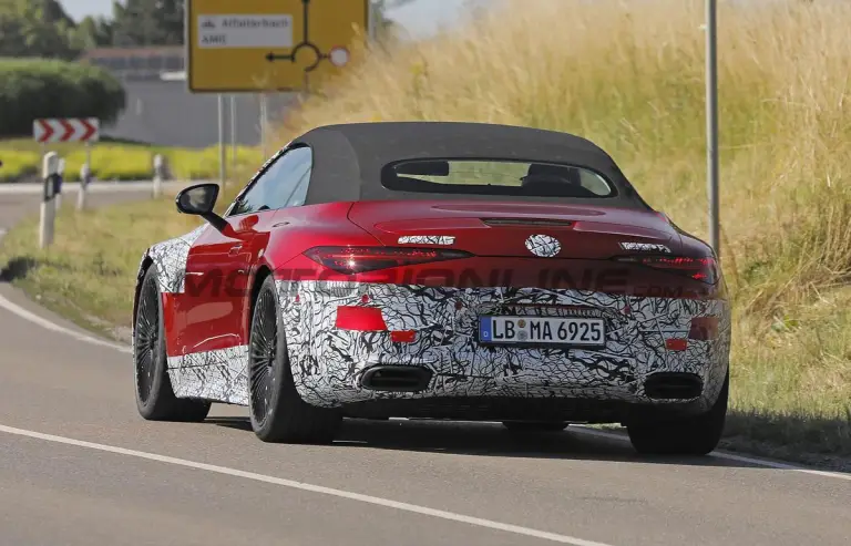 Mercedes-Maybach SL 2025 - Foto spia 10-07-2024 - 16