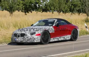 Mercedes-Maybach SL 2025 - Foto spia 10-07-2024