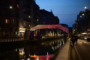 Cupra illumina la notte - 15