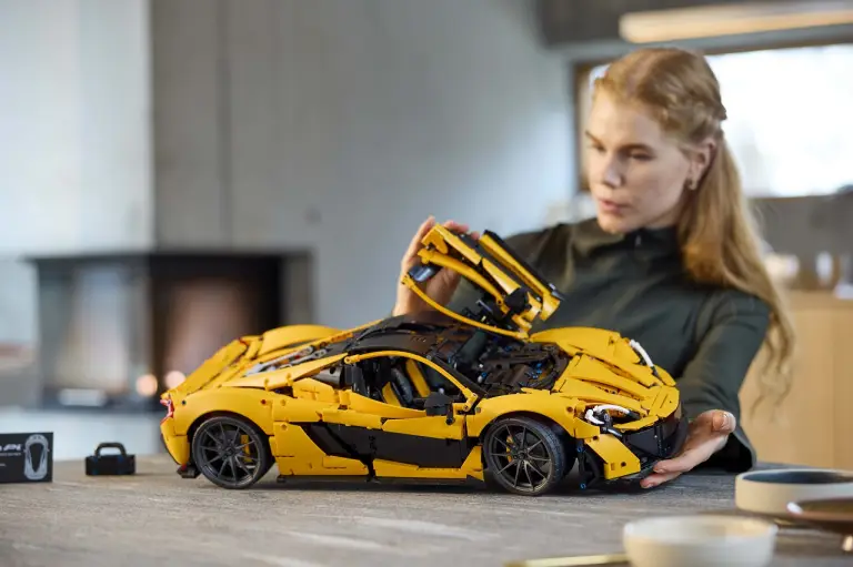 Lego Technic McLaren P1 - 6