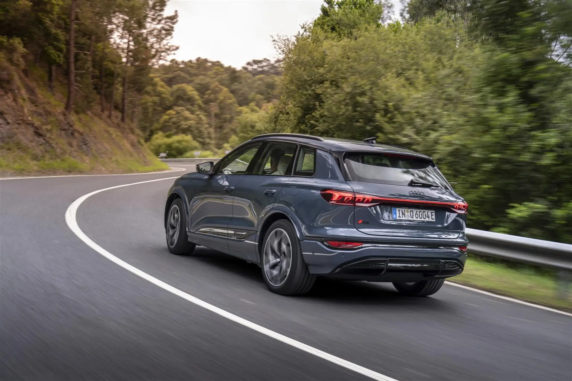 Audi Q6 e-tron - ricarica super - 3