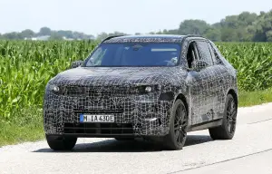 BMW X5 2027 - Foto spia 11-07-2024 - 5