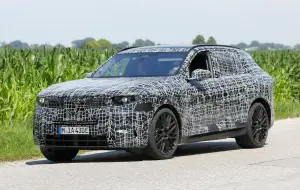BMW X5 2027 - Foto spia 11-07-2024 - 2