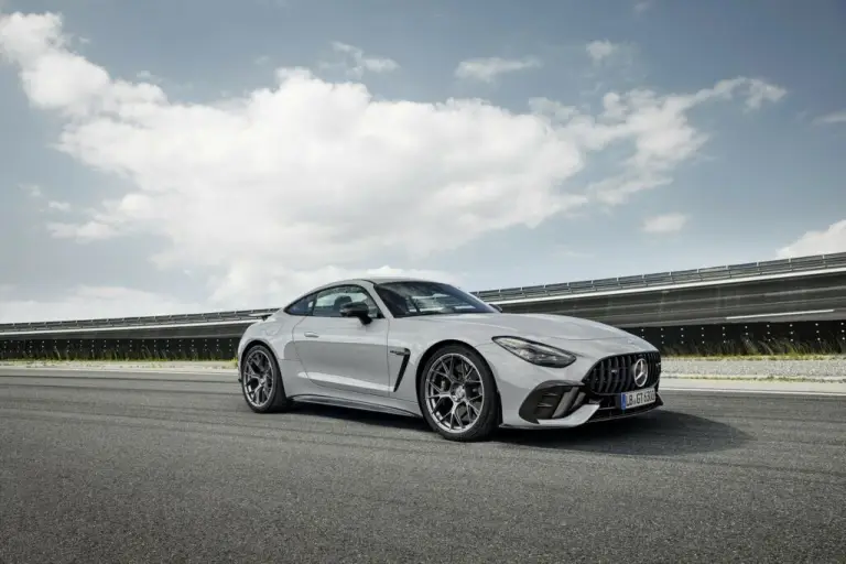 Mercedes-AMG GT 63 Pro - 10
