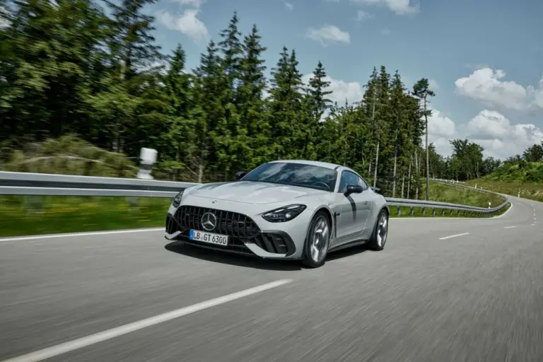 Mercedes-AMG GT 63 Pro - 24