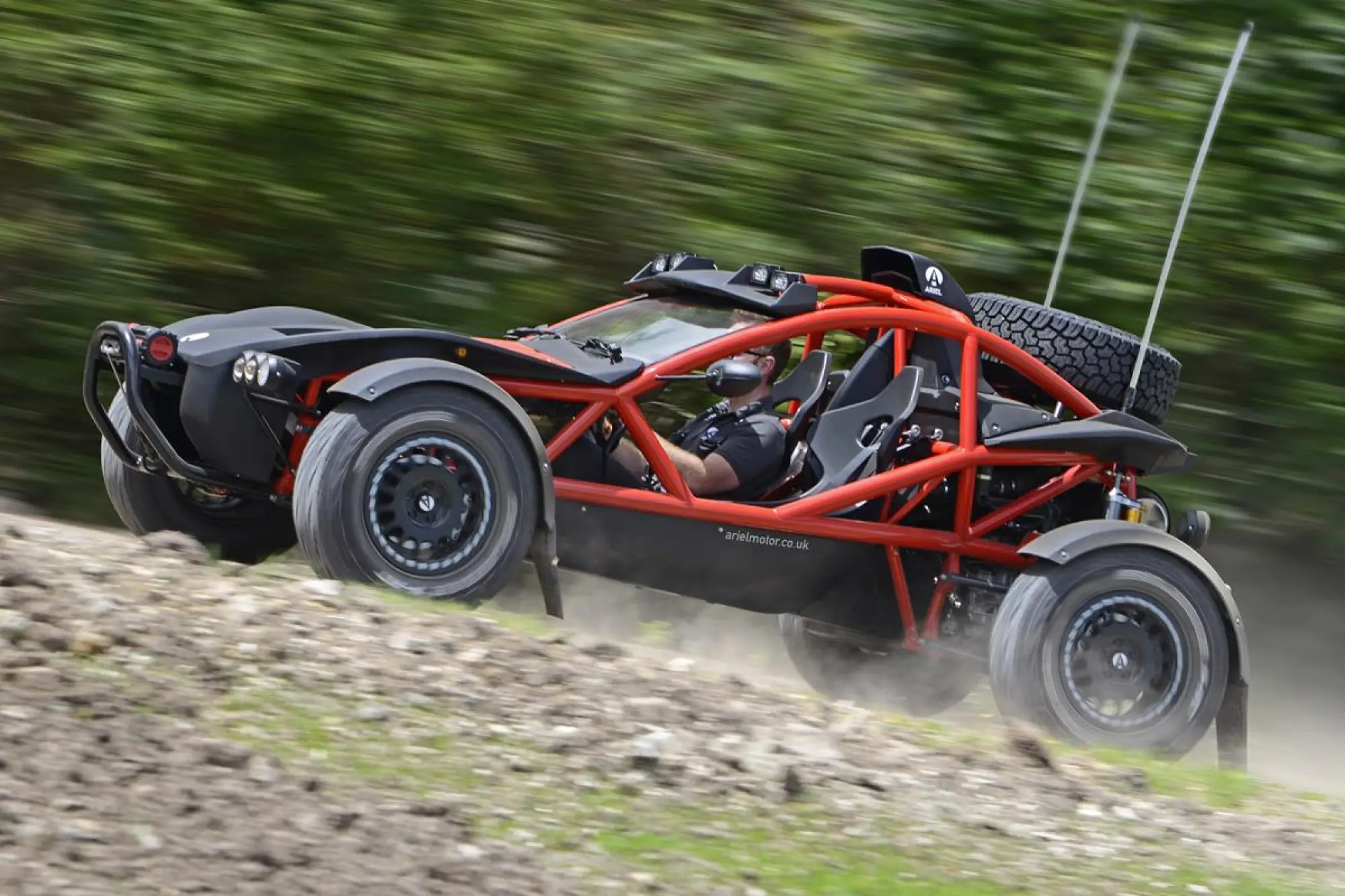 Ariel Nomad 2 - 11