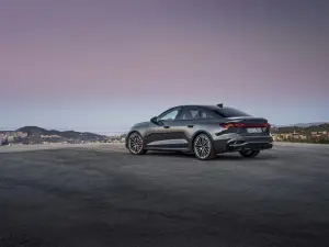 Nuova Audi A5 - prime immagini ufficiali