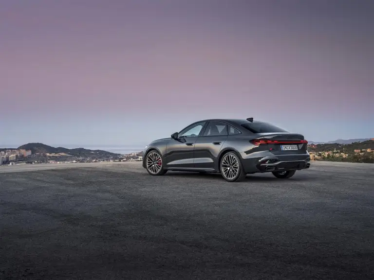 Nuova Audi A5 - prime immagini ufficiali - 5