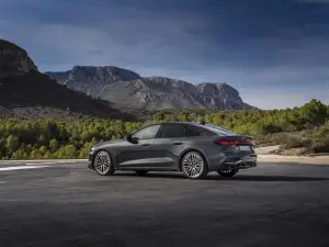 Nuova Audi A5 - prime immagini ufficiali