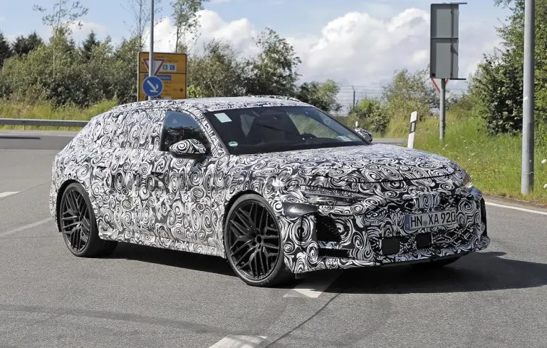 Audi RS7 2025 - Foto spia 17-07-2024 - 8