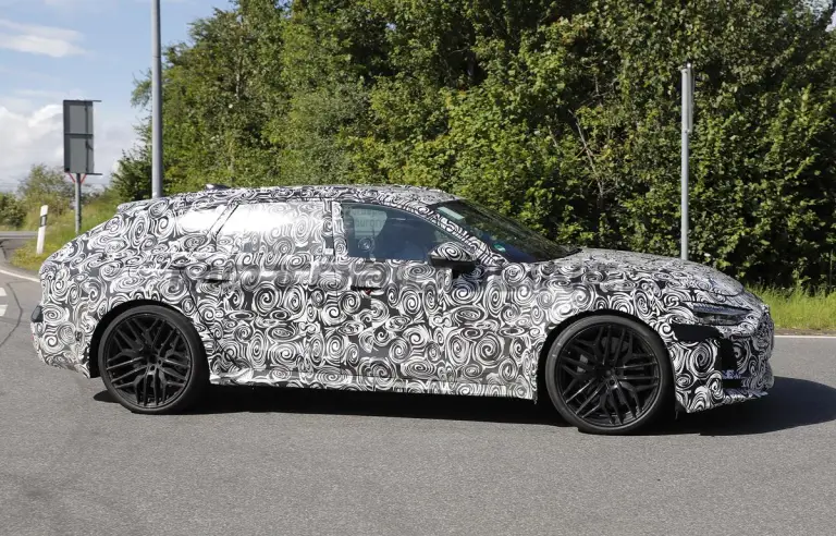 Audi RS7 2025 - Foto spia 17-07-2024 - 5