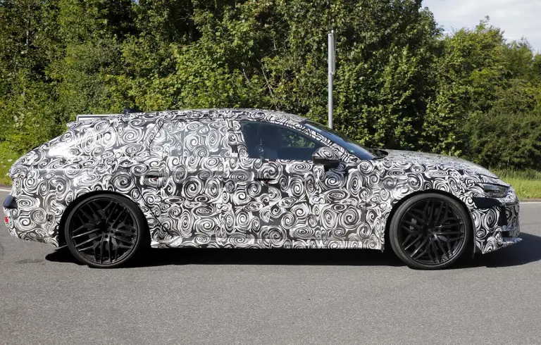 Audi RS7 2025 - Foto spia 17-07-2024 - 3