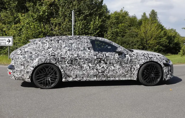 Audi RS7 2025 - Foto spia 17-07-2024 - 10