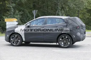 Kia Sportage - Foto spia 18-7-2024 - 8
