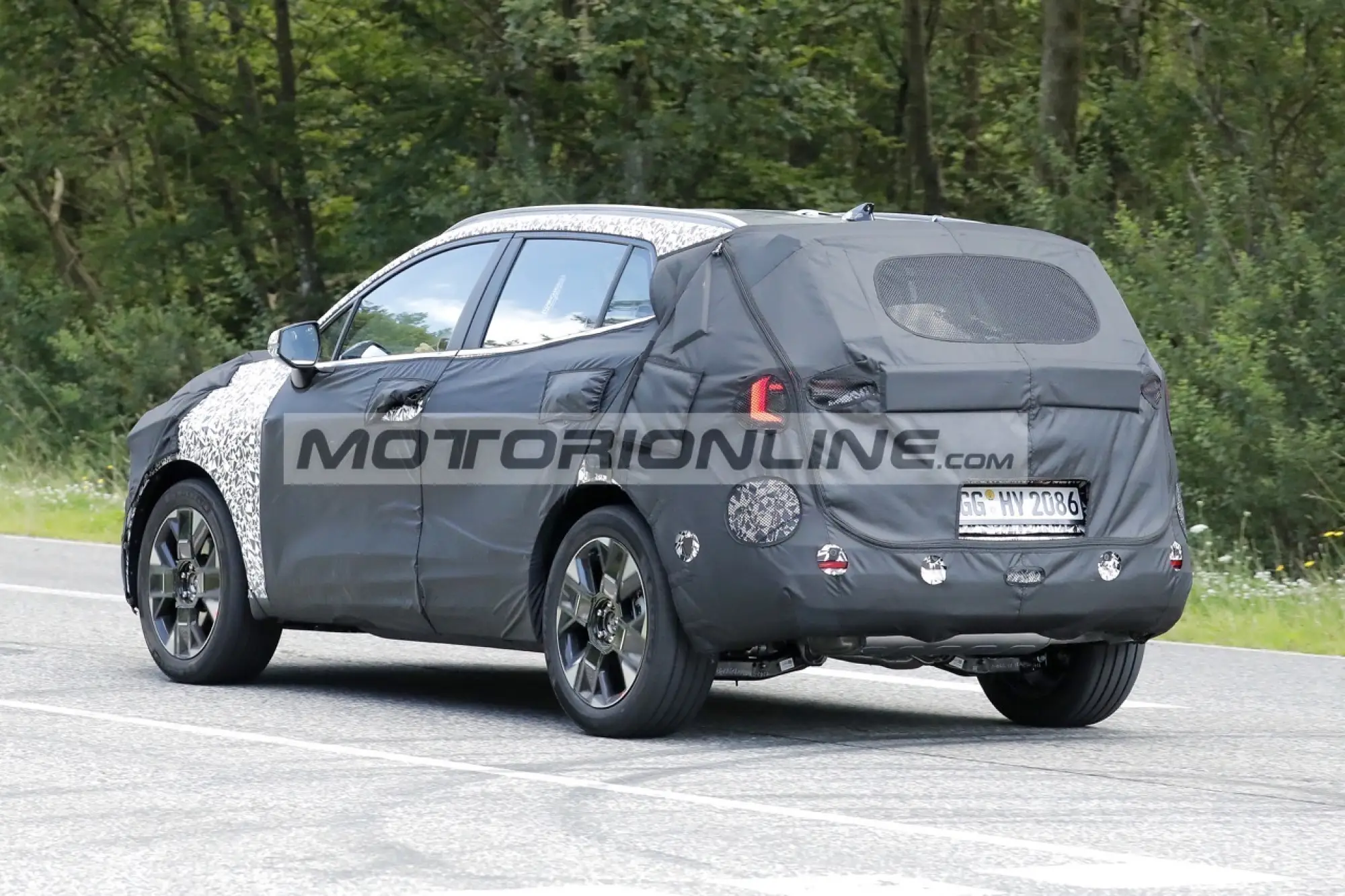 Kia Sportage - Foto spia 18-7-2024 - 11