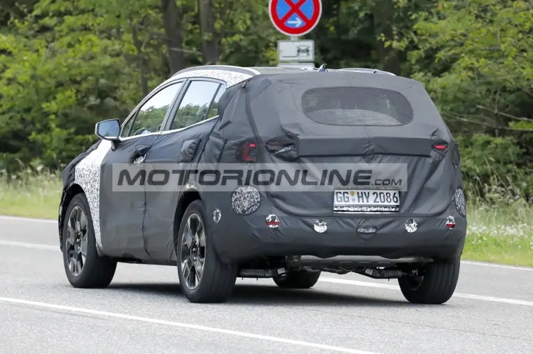 Kia Sportage - Foto spia 18-7-2024 - 9